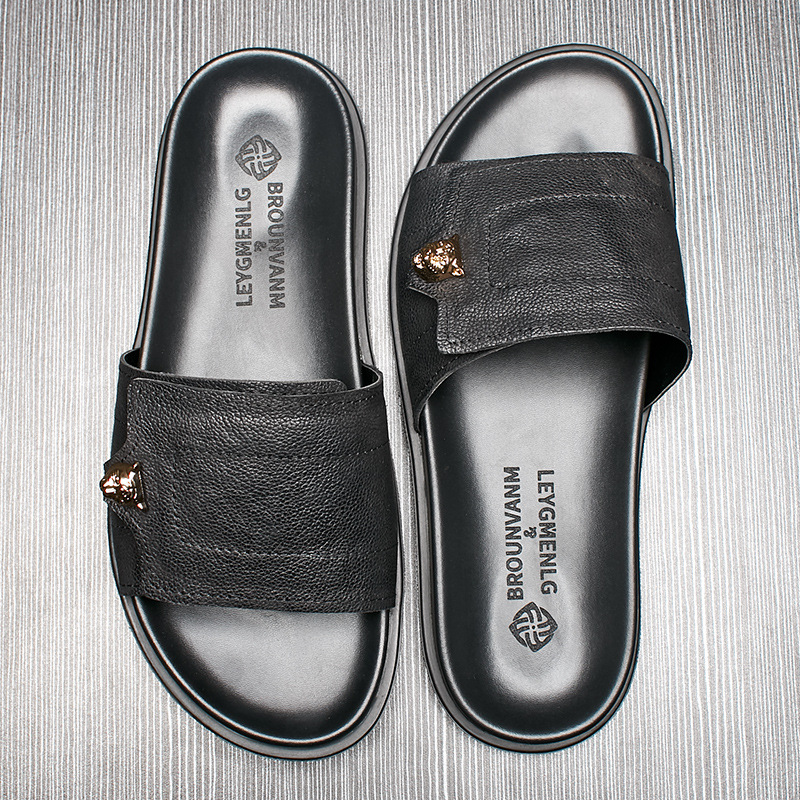 2025 신상 정품 가죽 슬리퍼 메탈 장식 미끄럼 방지 - Street Fashion Men 2025 리뷰 및 가격